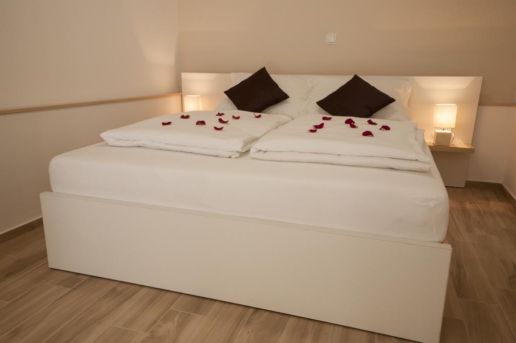 Guest House Bulevar Zadar Extérieur photo